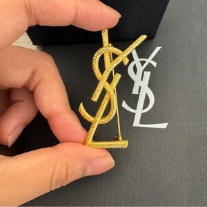Yves Saint Laurent Women’s Gold Brooch